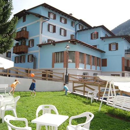 Hotel Ancora 2*